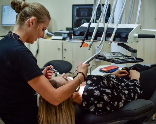 Sermade advierte: una mala salud bucodental puede derivar en enfermedades respiratorias y cardiovasculares